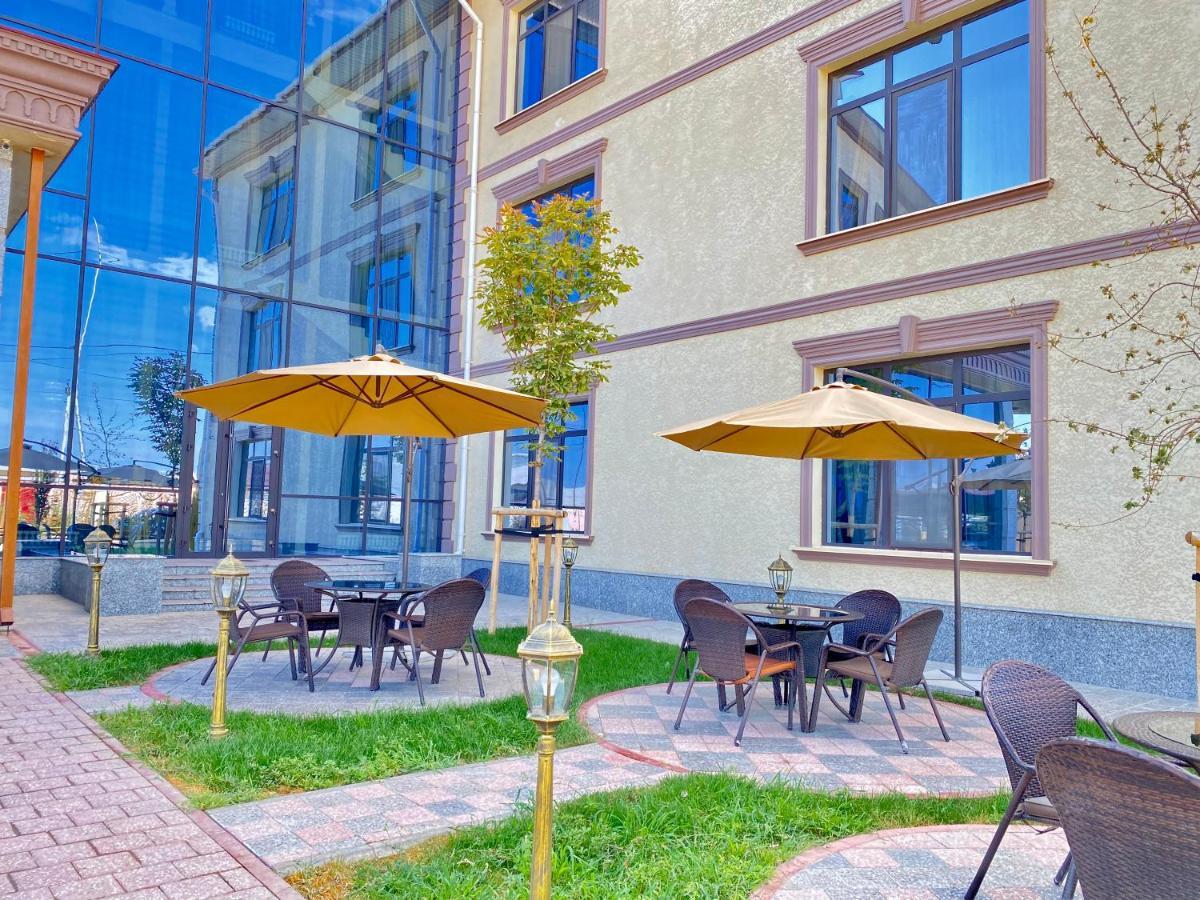 Boutique Hotel Silk Way Turkistan Bagian luar foto