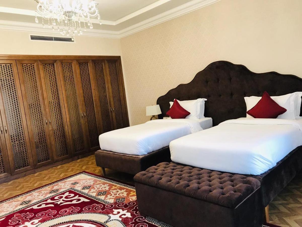 Boutique Hotel Silk Way Turkistan Bagian luar foto