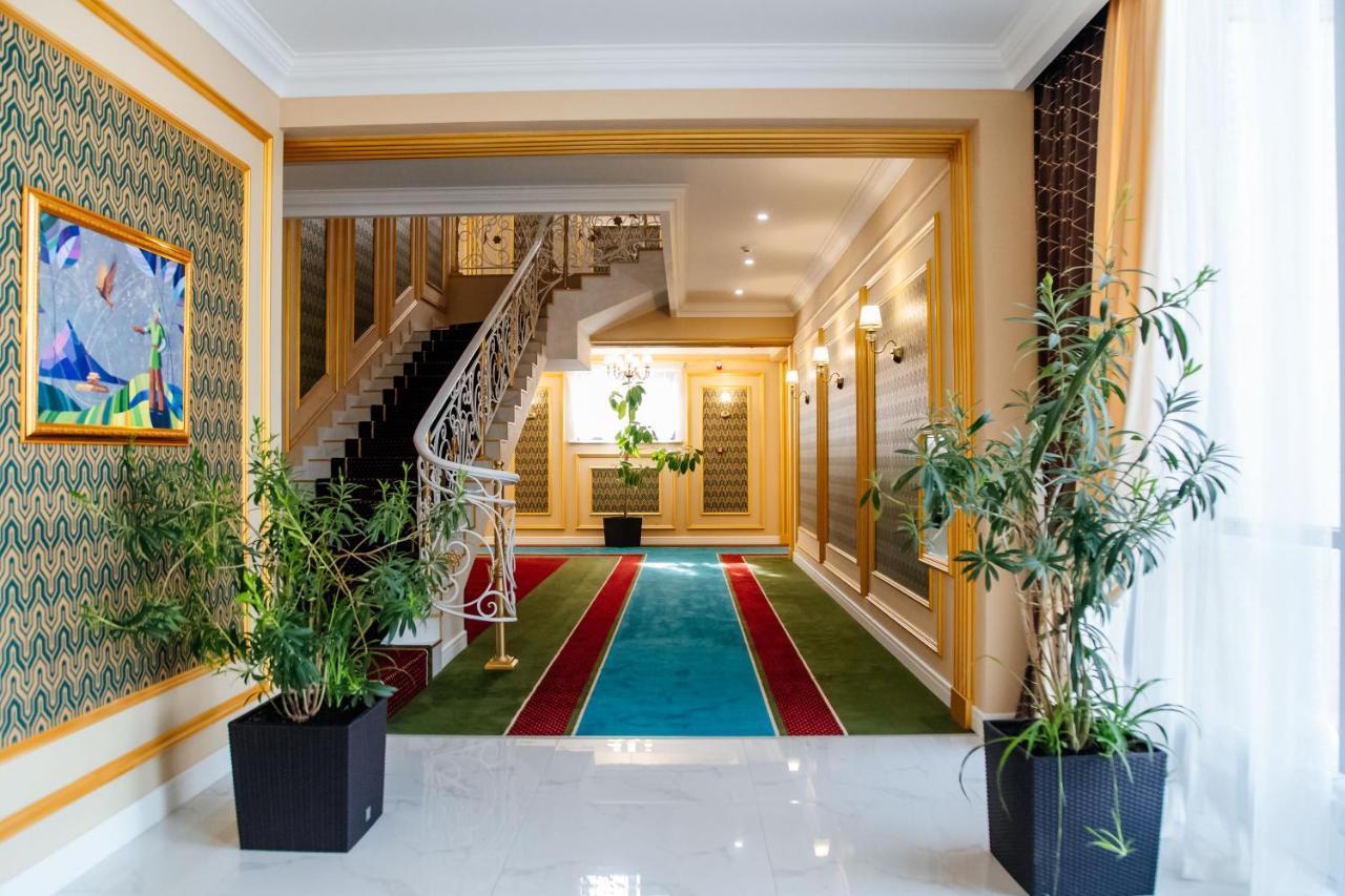 Boutique Hotel Silk Way Turkistan Bagian luar foto