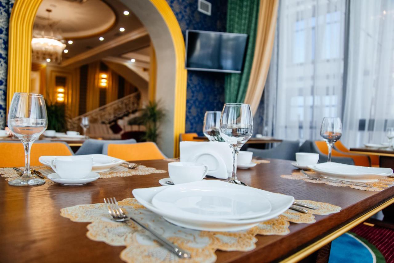 Boutique Hotel Silk Way Turkistan Bagian luar foto