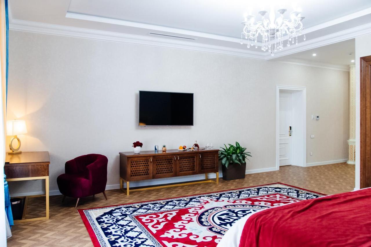 Boutique Hotel Silk Way Turkistan Bagian luar foto